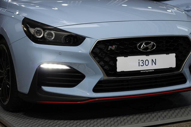 Co je pod pravým kolem za motorek u Hyundai i30? Tajemství motorového prostoru