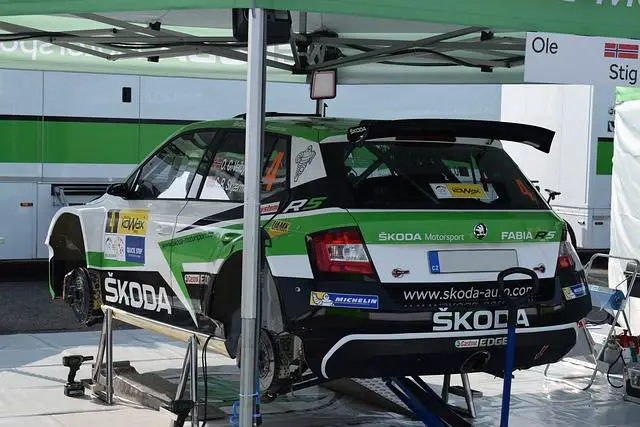 Další modely v ⁣řadě Fabia R5 ​a jejich‍ srovnání